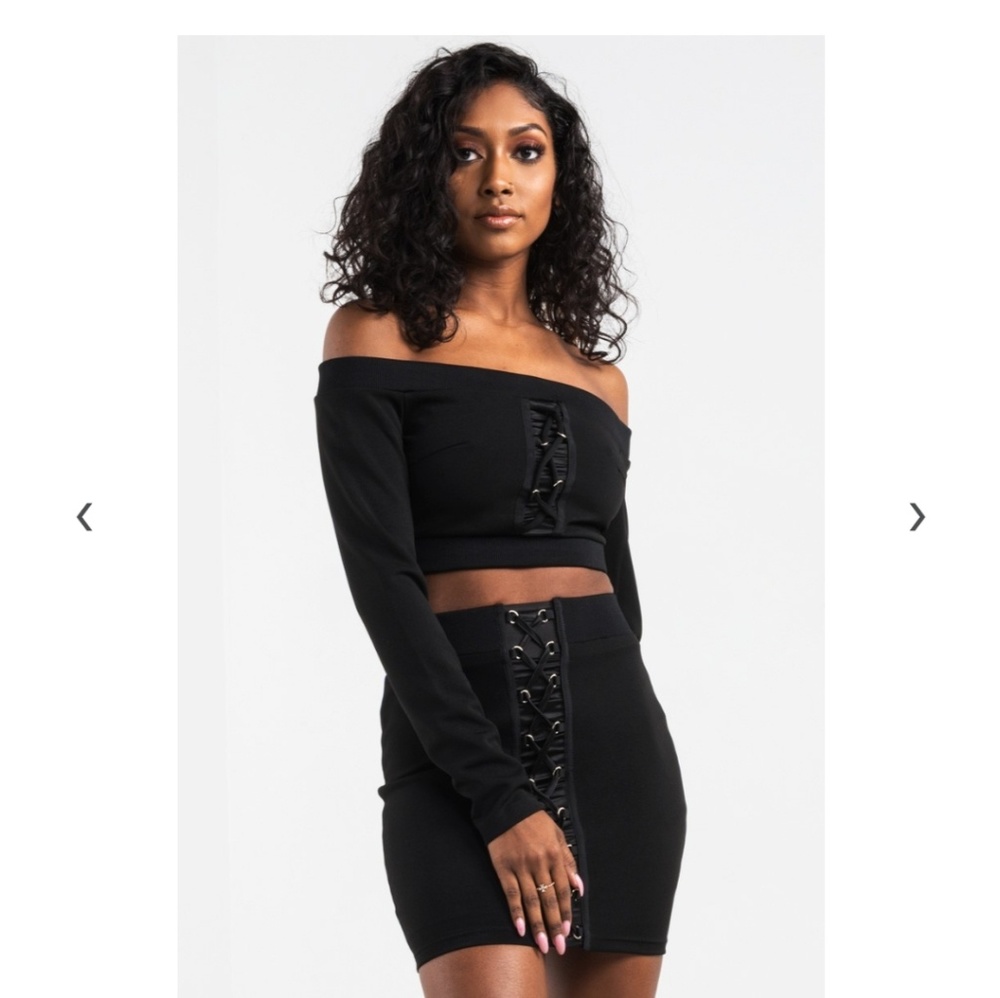 Two piece set